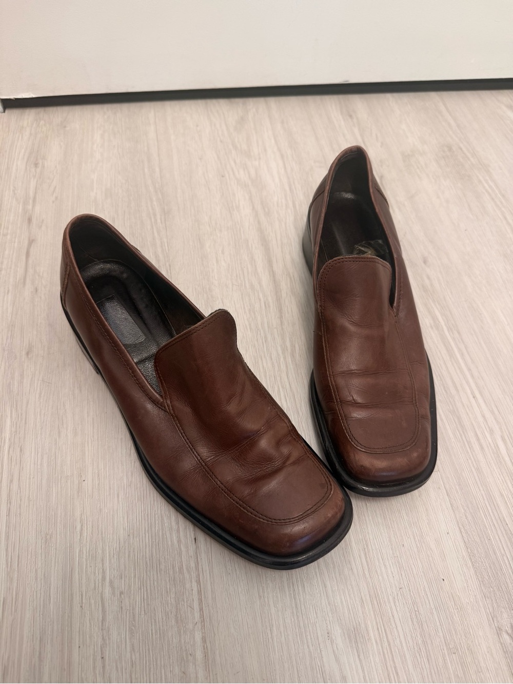 Men's Brown Leather Slip-On Dress Loafers